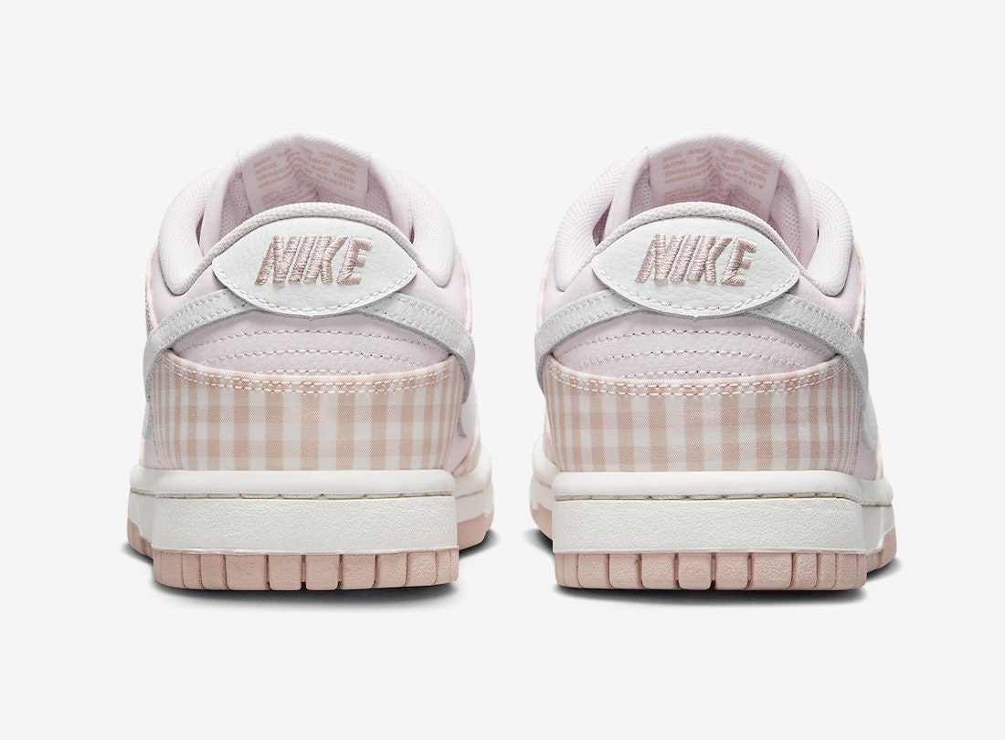 Nike Dunk Low "Pink Gingham"