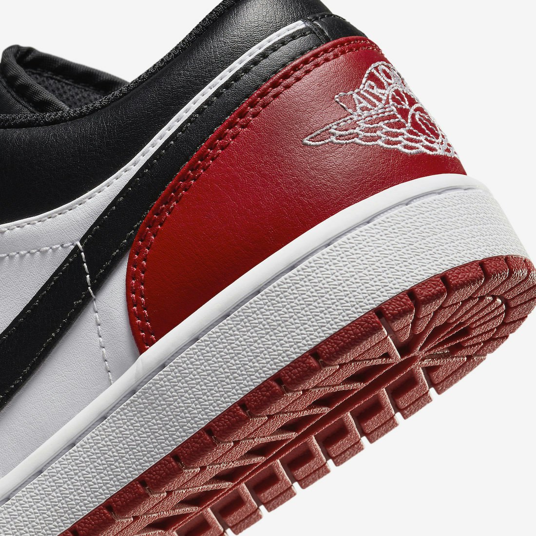 Air Jordan 1 Low "Bred Toe"