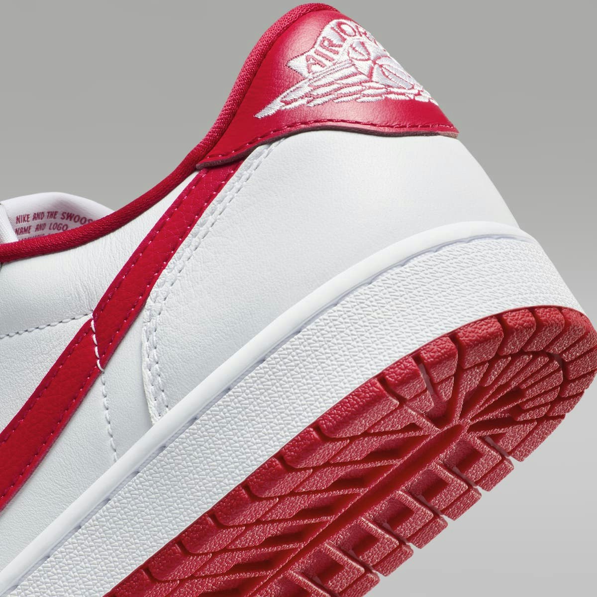 Air Jordan 1 Low OG "University Red"