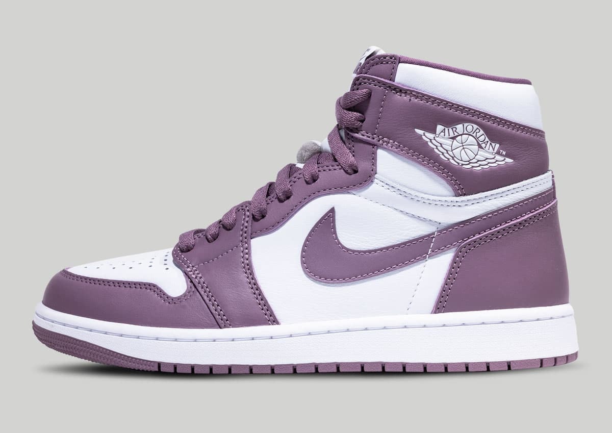 Air Jordan 1 High OG "Mauve"