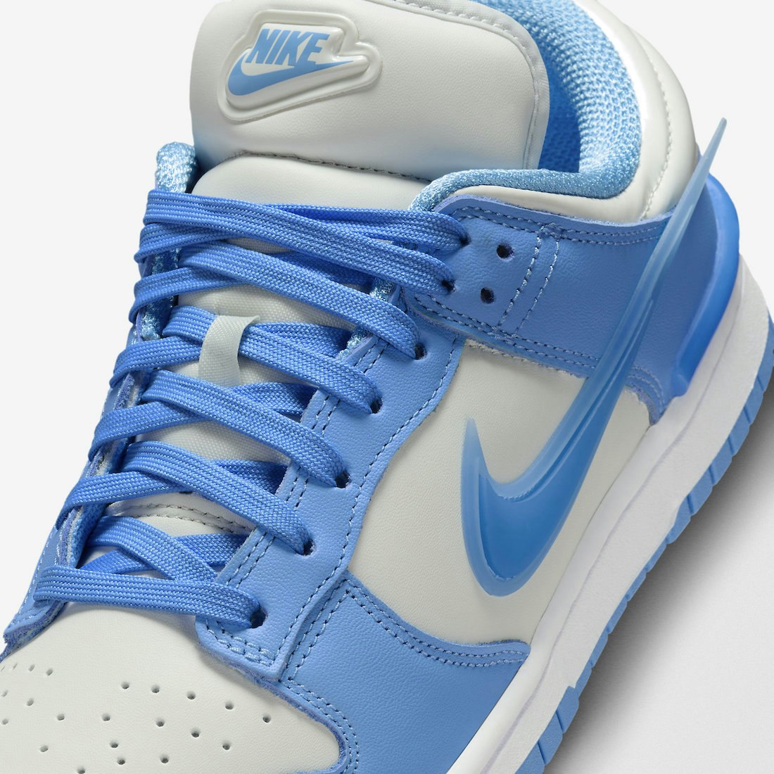 Nike Dunk Low Twist "University Blue"