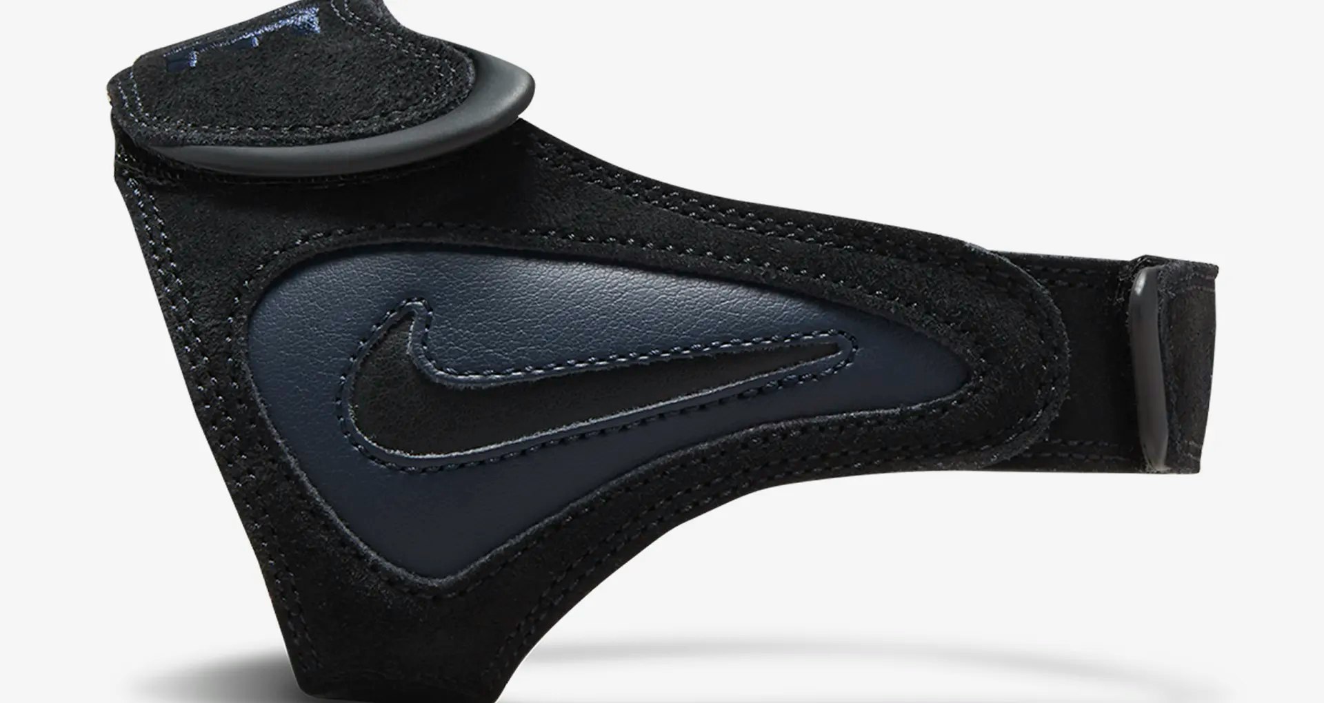 Nike Air Adjust Force "Dark Obsidian"