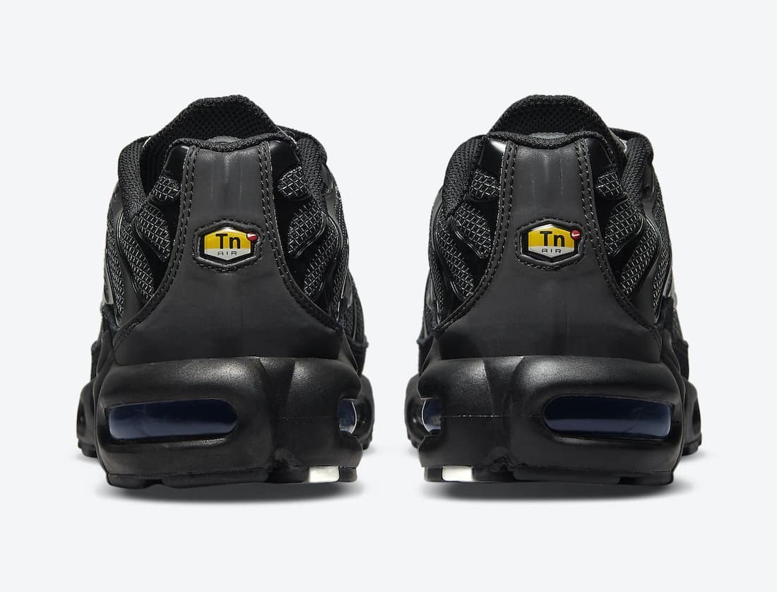 Nike Air Max Plus "Metallic Silver"