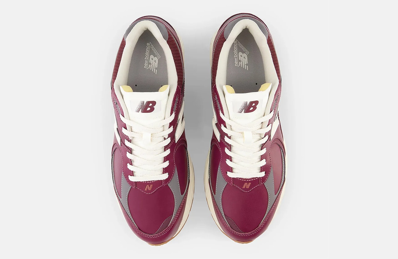New Balance 2002R "Vintage Leather" (Bordeaux)