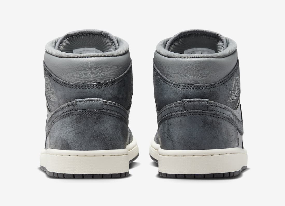 Air Jordan 1 Mid "Smoke Grey"