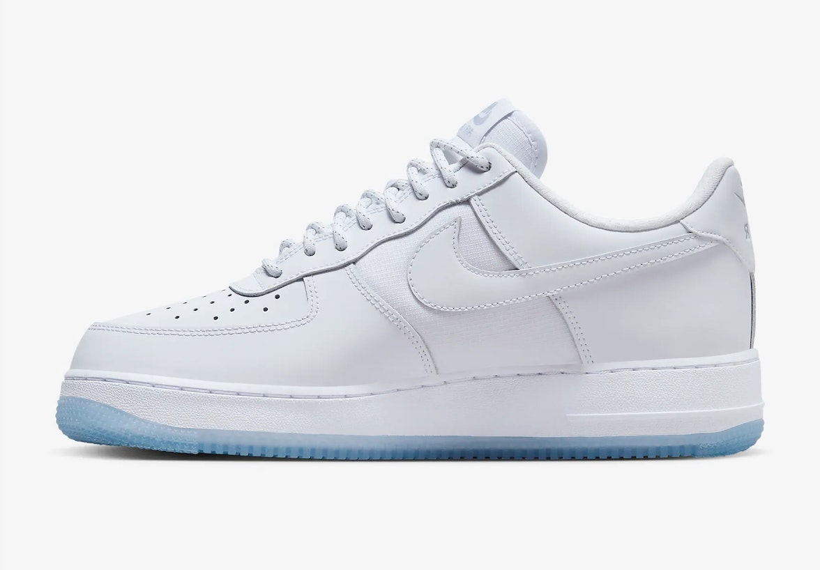 Nike Air Force 1 Low "Icy Blue"