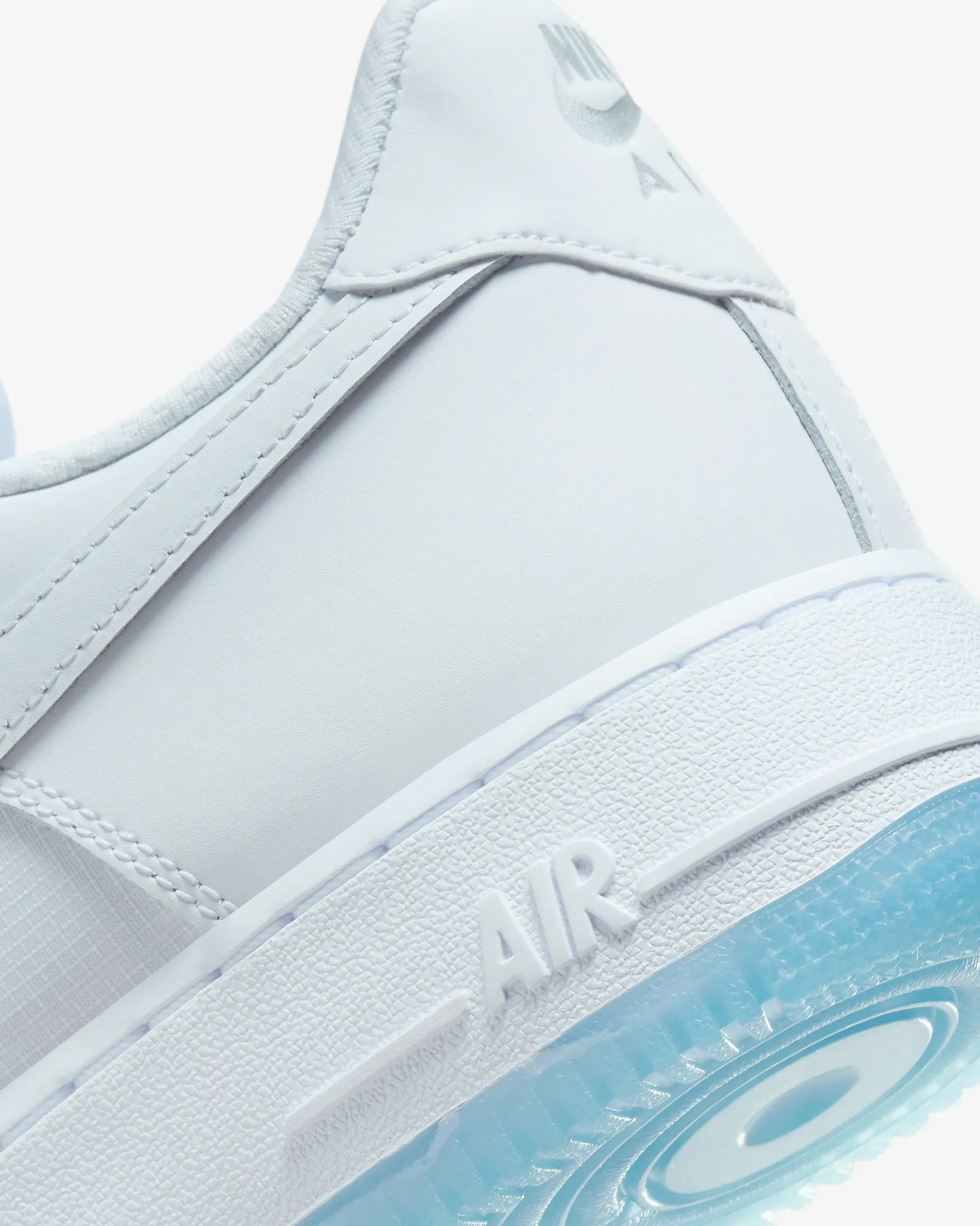 Nike Air Force 1 Low "Icy Blue"