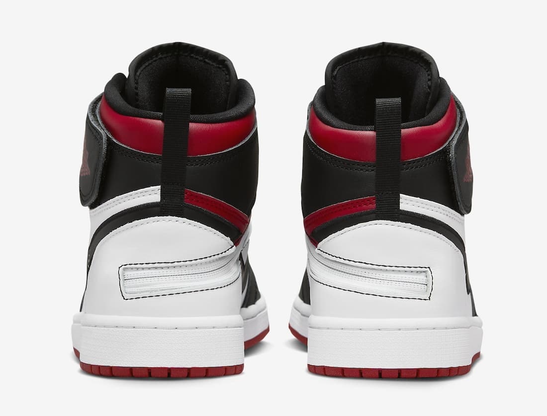 Air Jordan 1 High FlyEase "Black Toe"