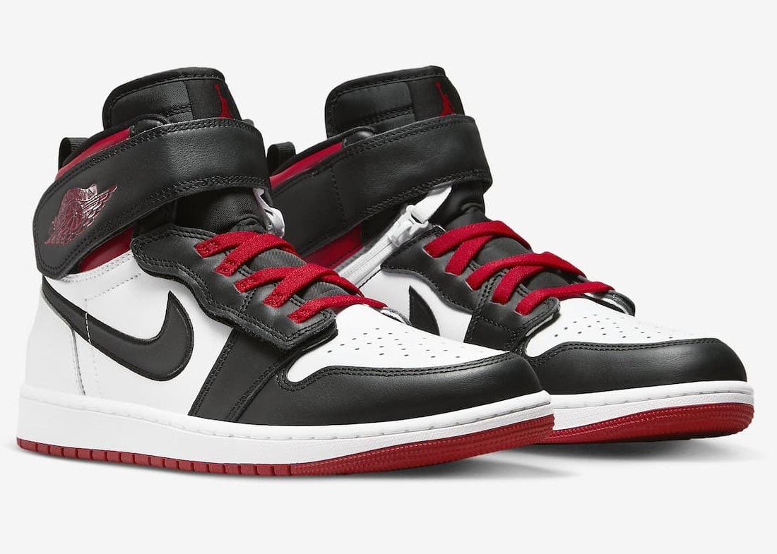 Air Jordan 1 High FlyEase "Black Toe"