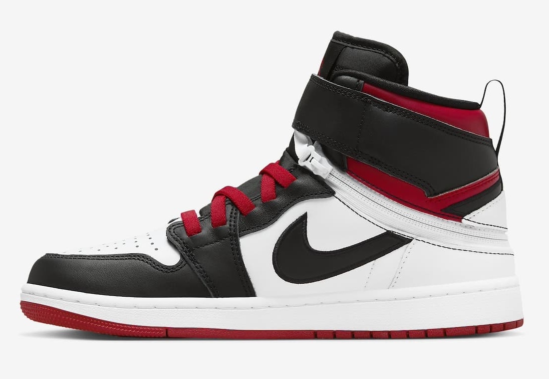 Air Jordan 1 High FlyEase "Black Toe"