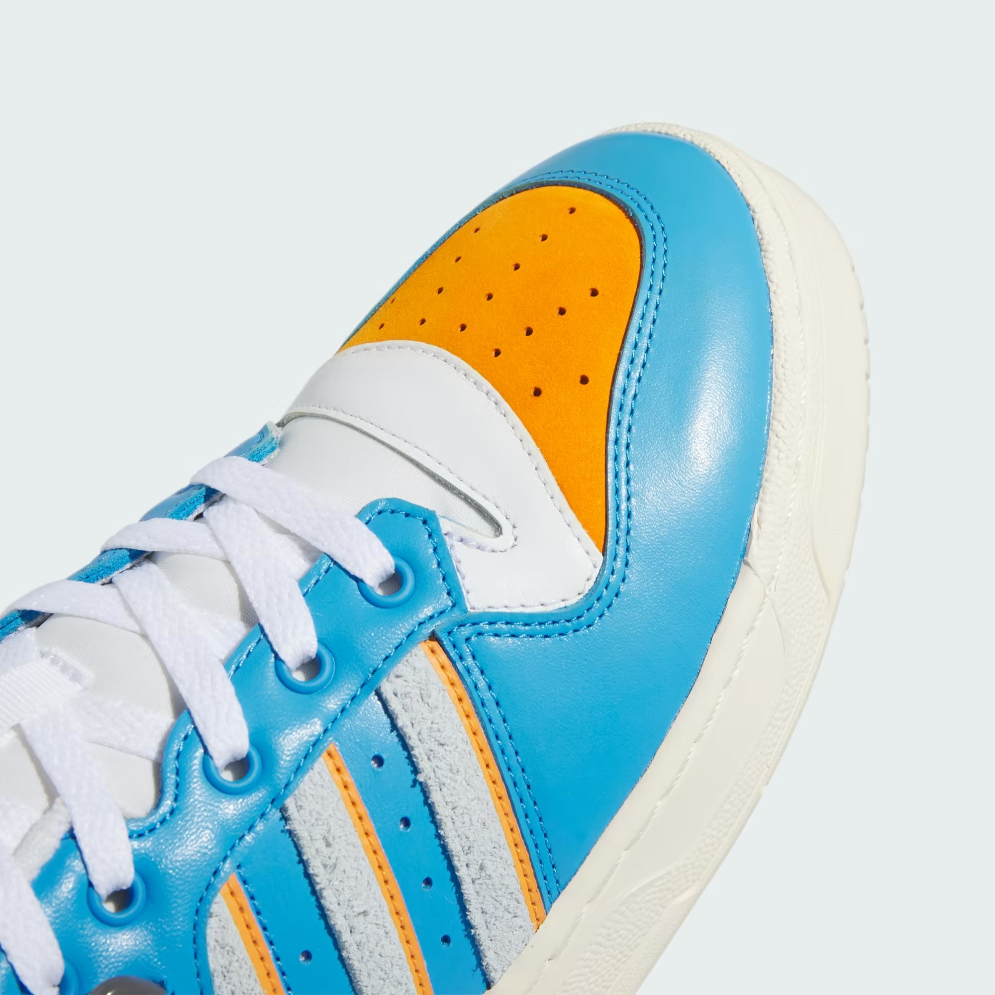 The Simpsons x adidas Rivalry Low "Itchy"