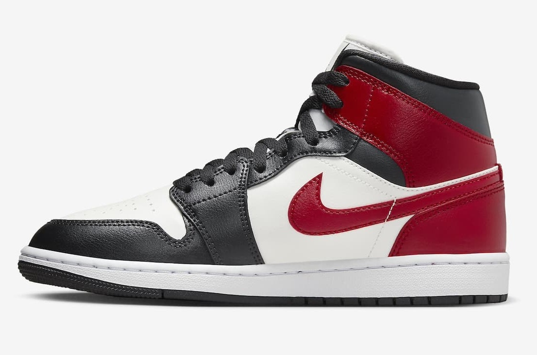 Air Jordan 1 Mid "Black Toe"