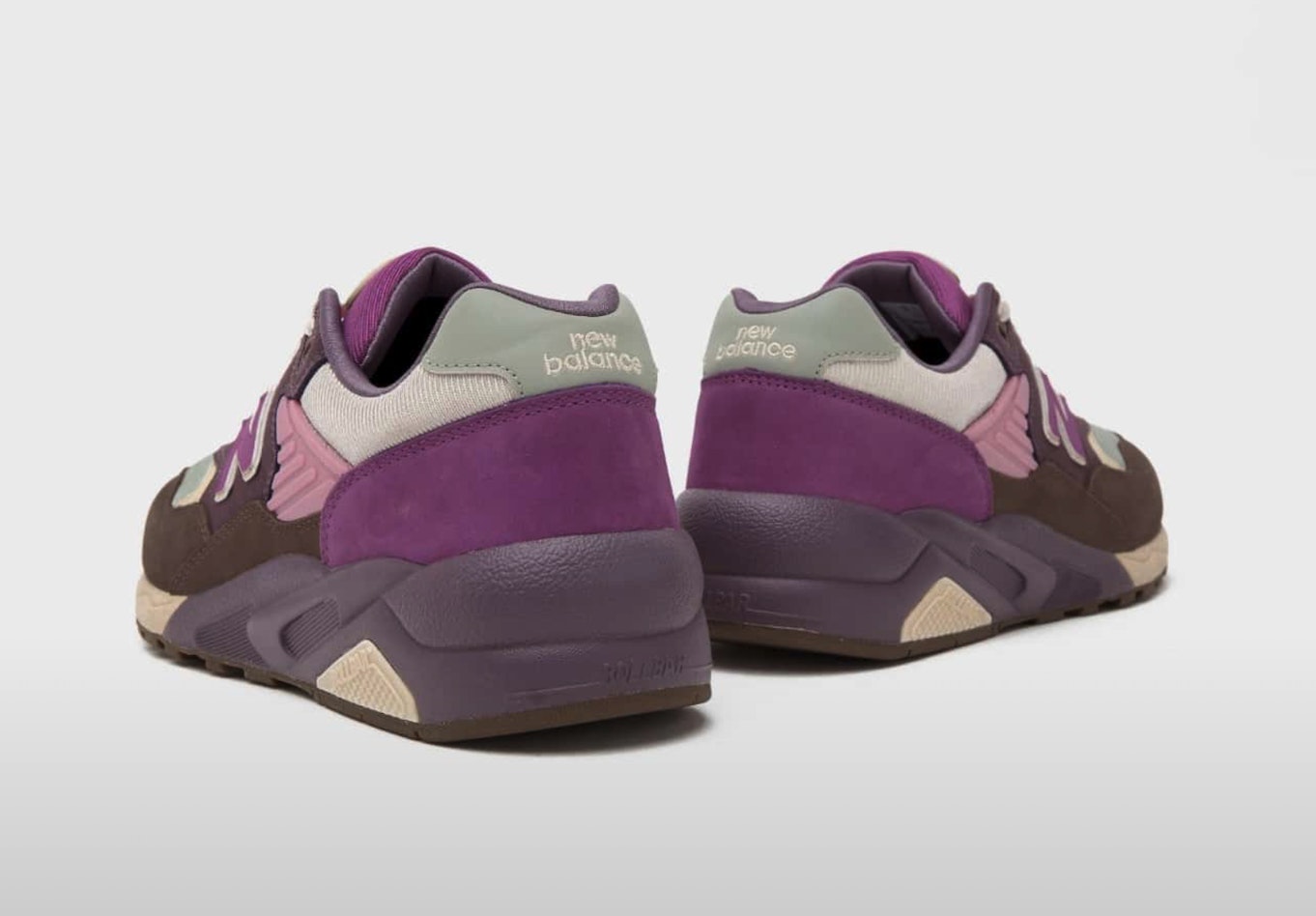 size? x New Balance 580 "Purple Plum"