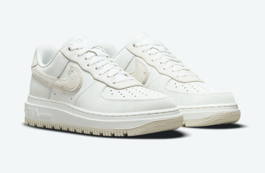 Nike Air Force 1 Luxe "Light Bone"