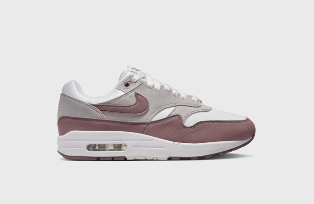 Nike Air Max 1 "Smokey Mauve" Nike Air Max 1 "Smokey Mauve"