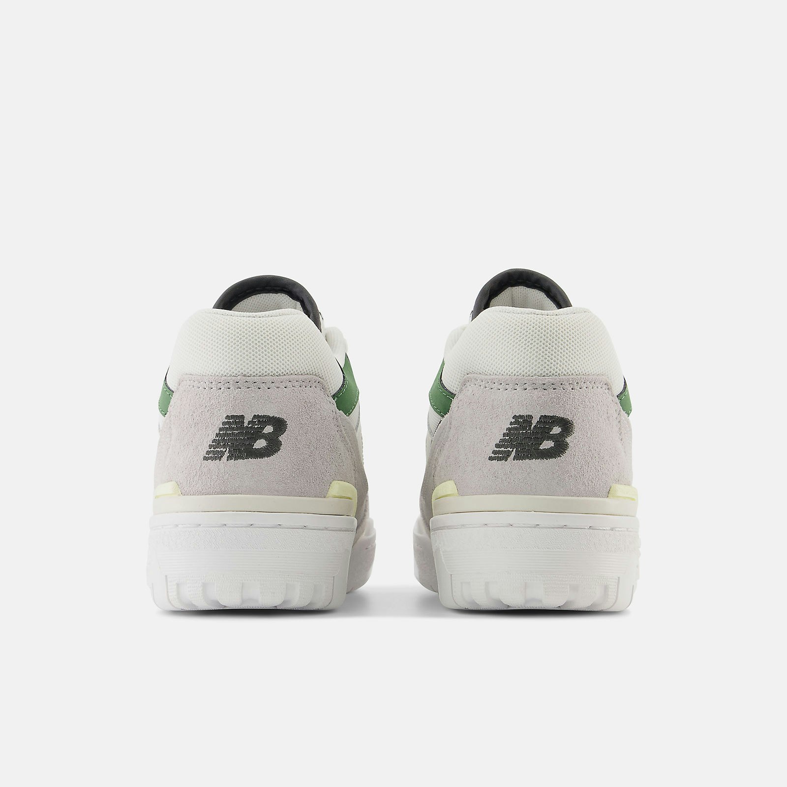 New Balance 550 "Sea Salt" (Nori Green)