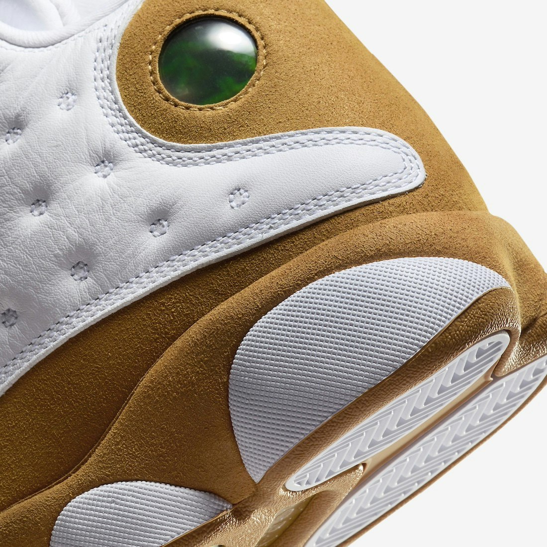 Air Jordan 13 "Wheat"