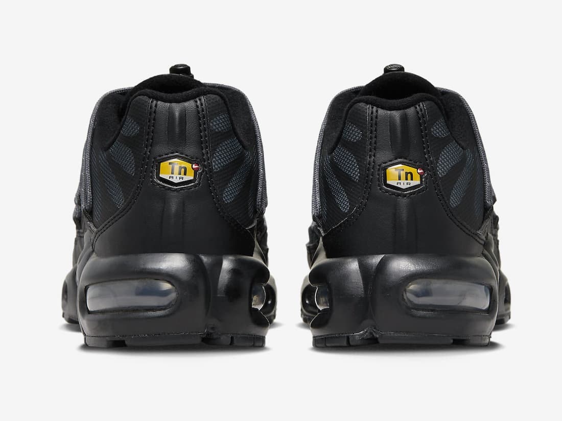 Nike Air Max Plus Utility "Black Reflective"