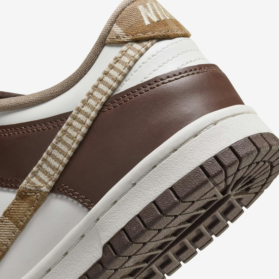 Nike Dunk Low GS "Brown Plaid"