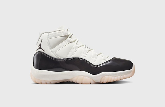 Air Jordan 11 Retro "Neapolitan"