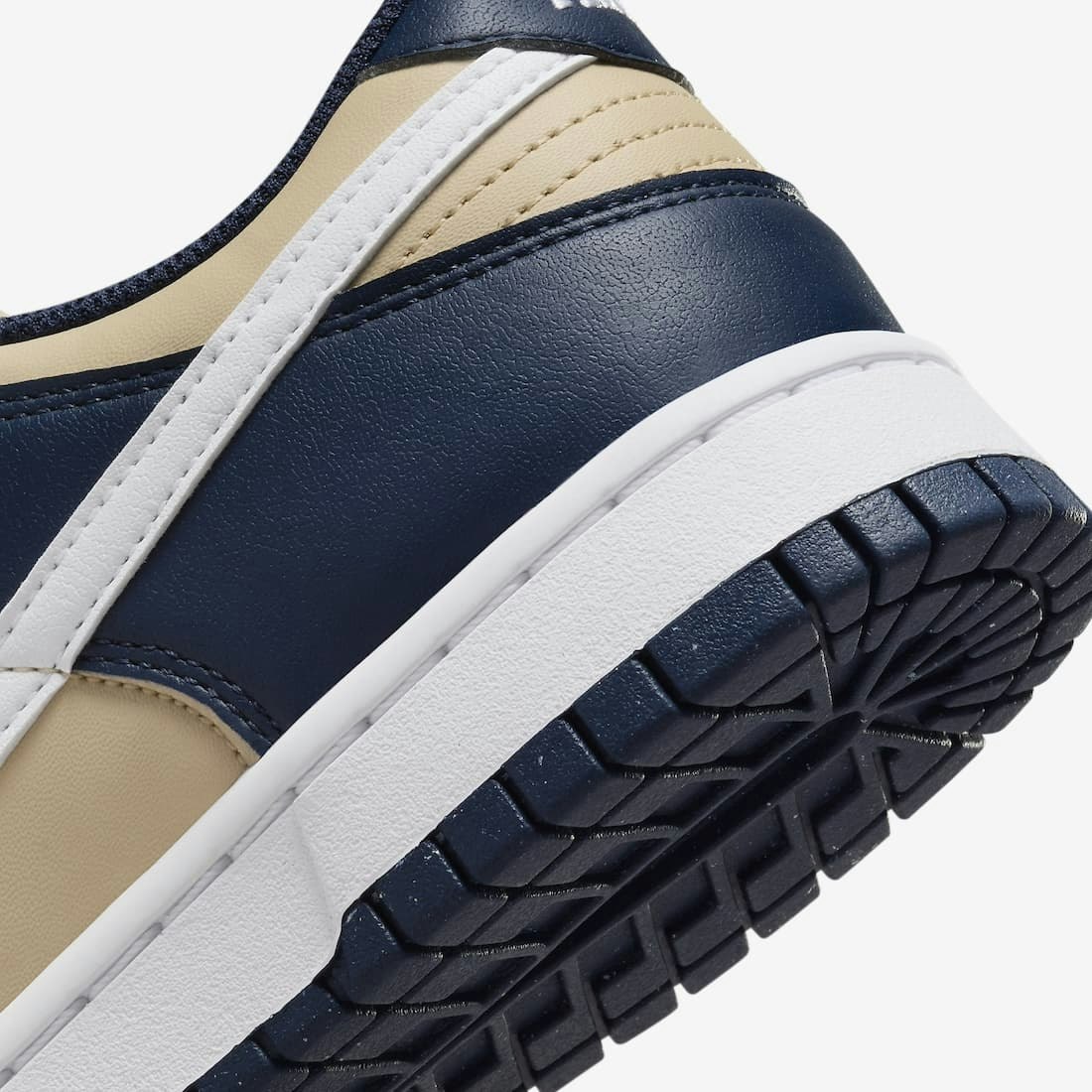 Nike Dunk Low Next Nature "Midnight Navy"