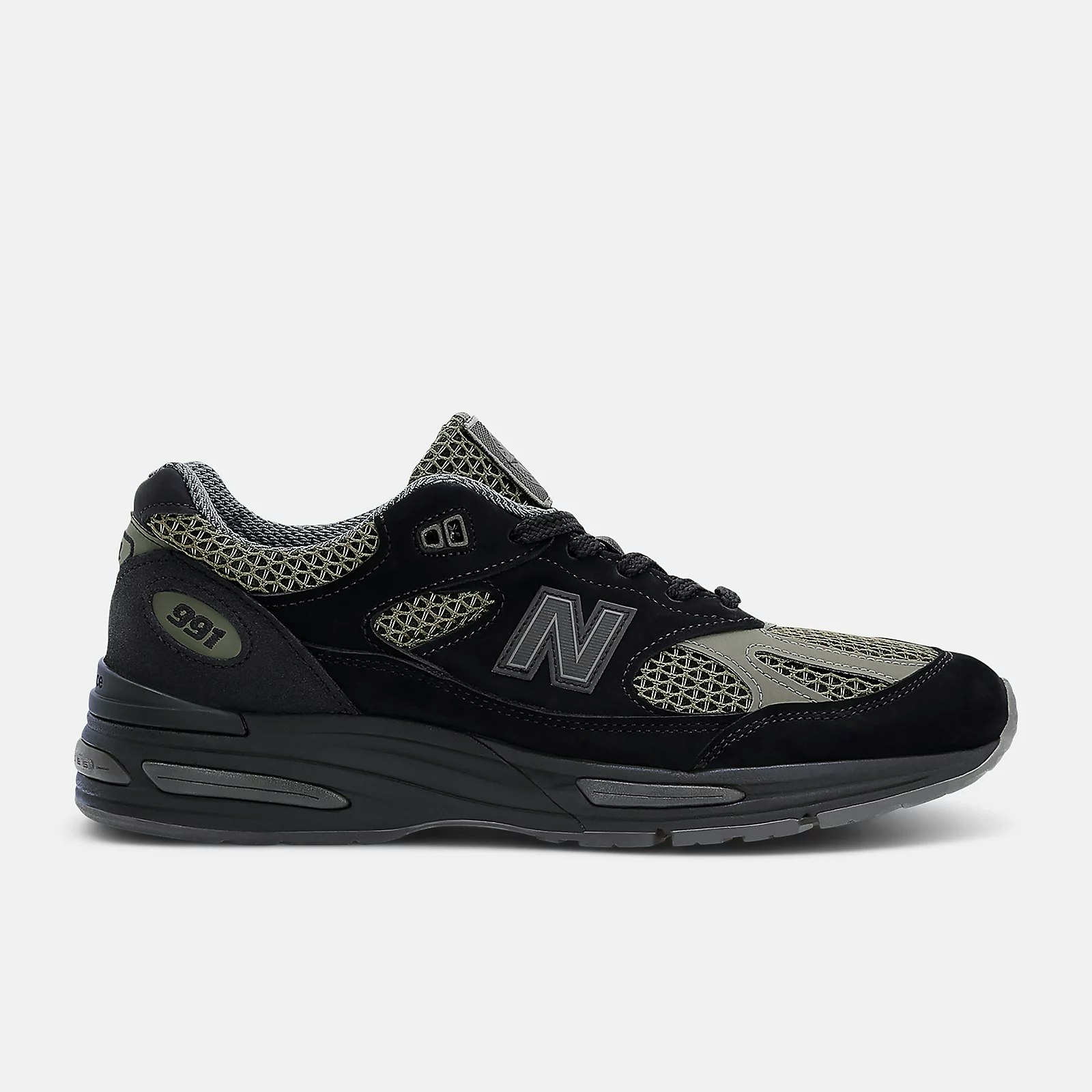 Stone Island x New Balance 991v2 "Dark Grey"