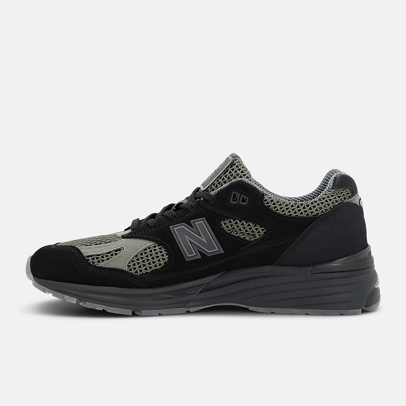 Stone Island x New Balance 991v2 "Dark Grey"