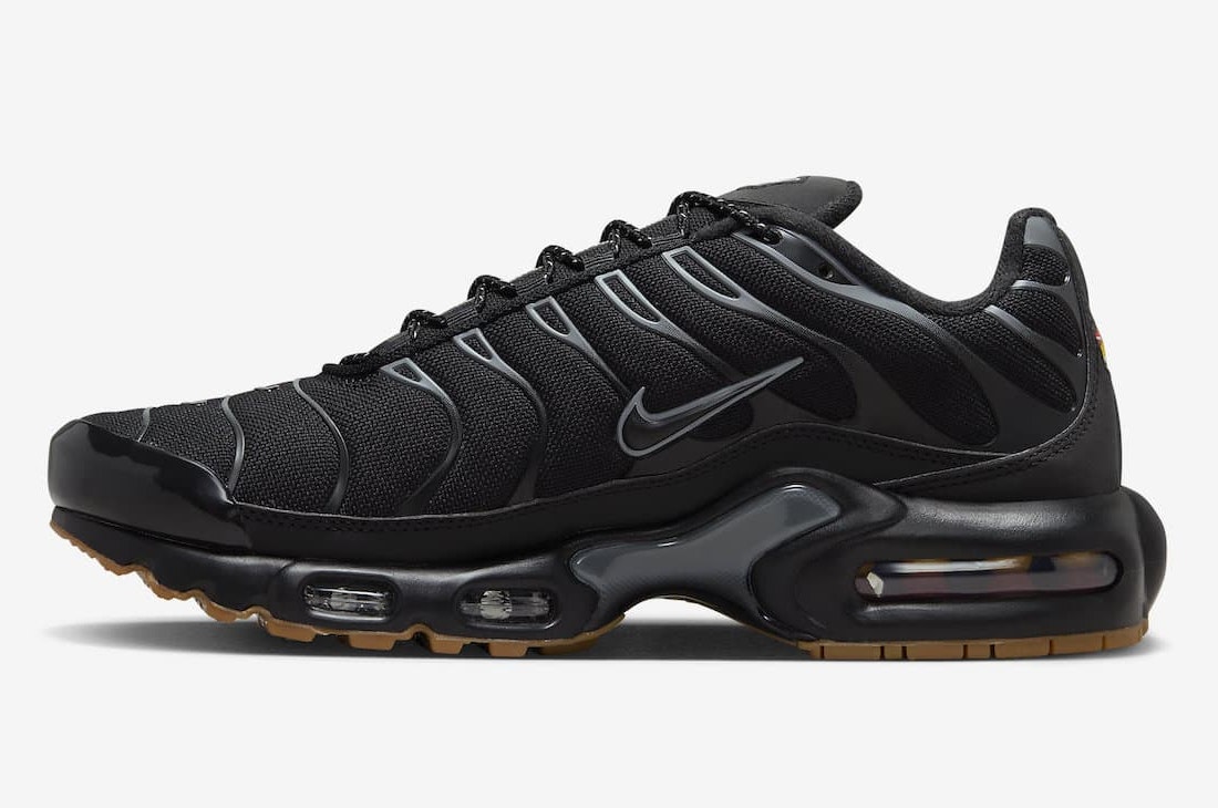 Nike Air Max Plus "Black Gum"
