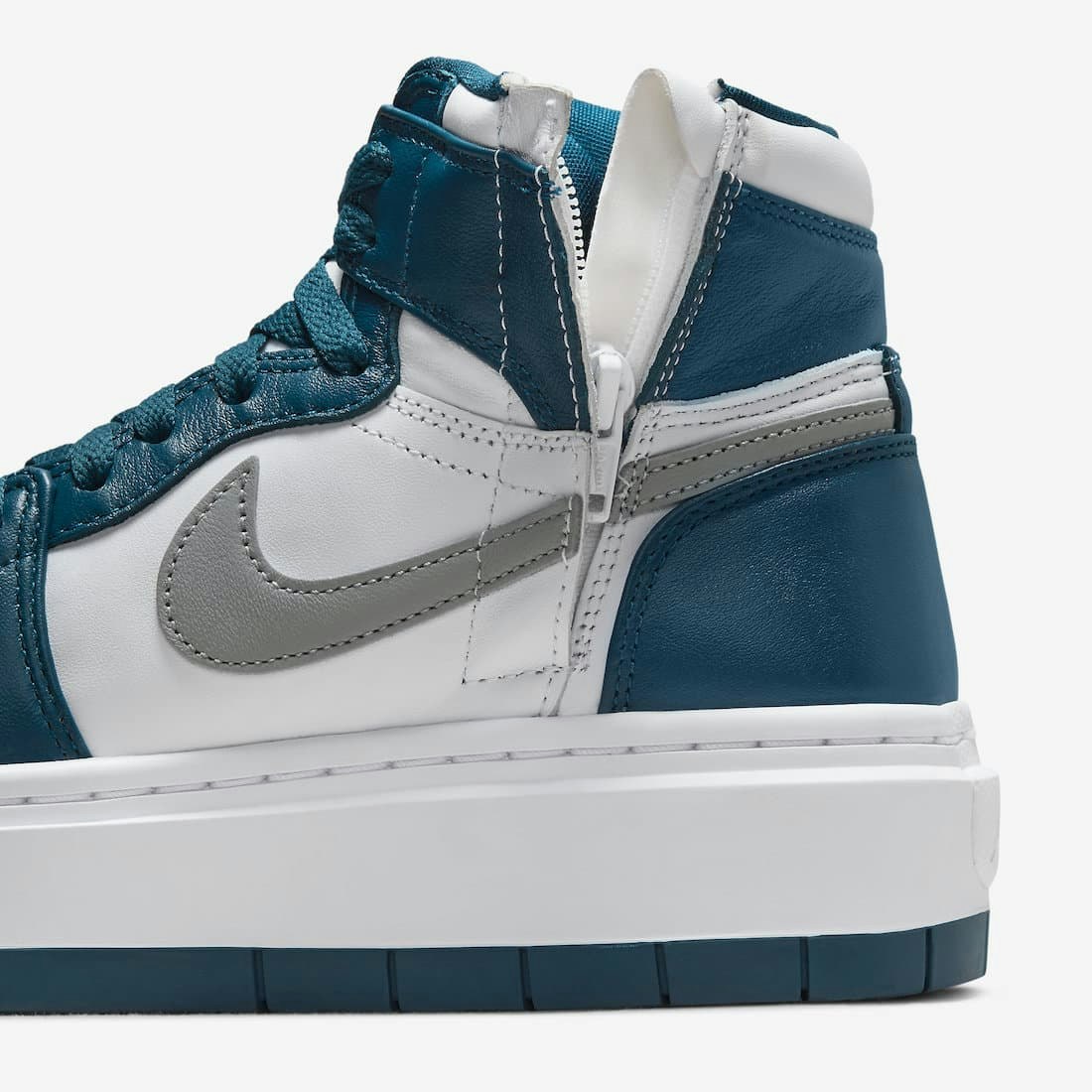 Air Jordan 1 Elevate High "Sky J French Blue"