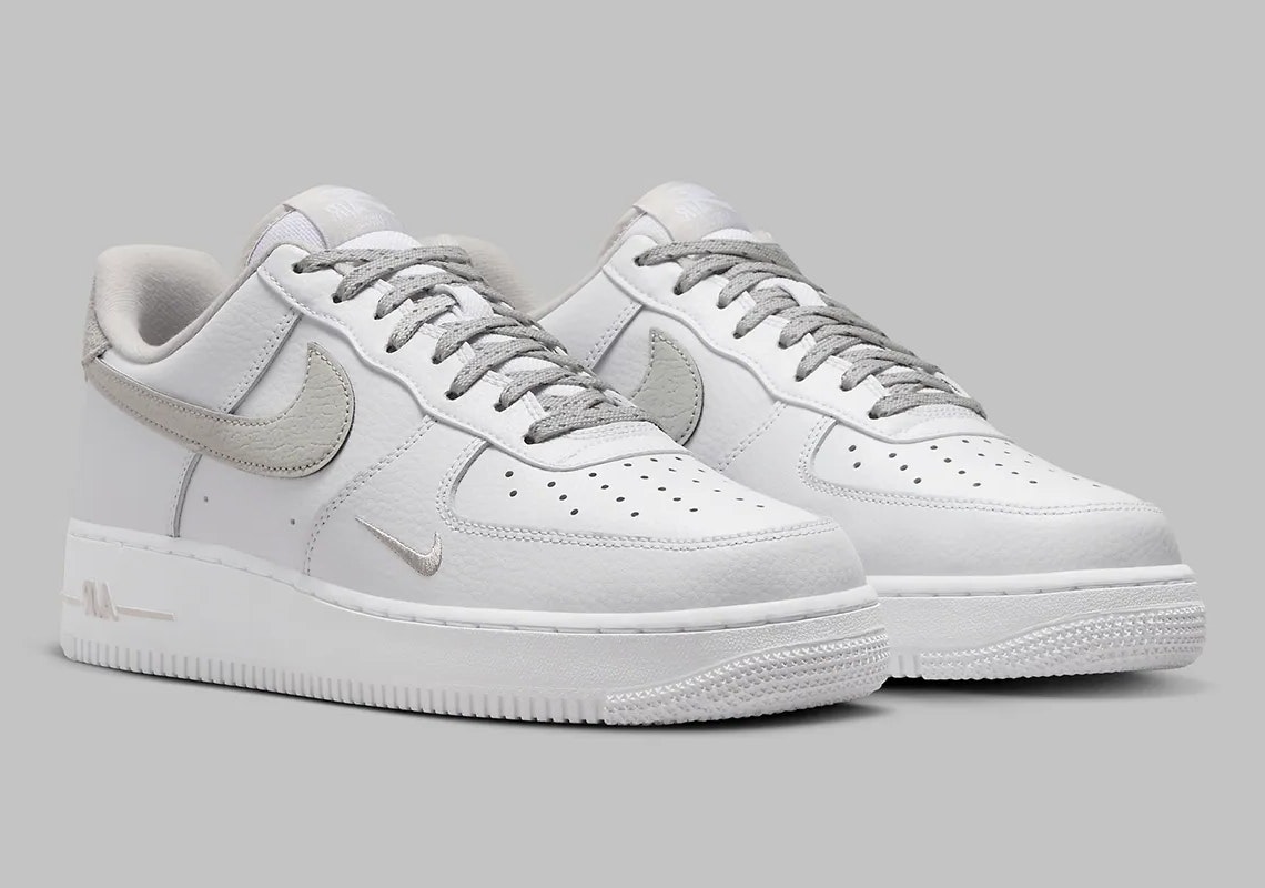 Nike Air Force 1 Low "Reflect Silver"