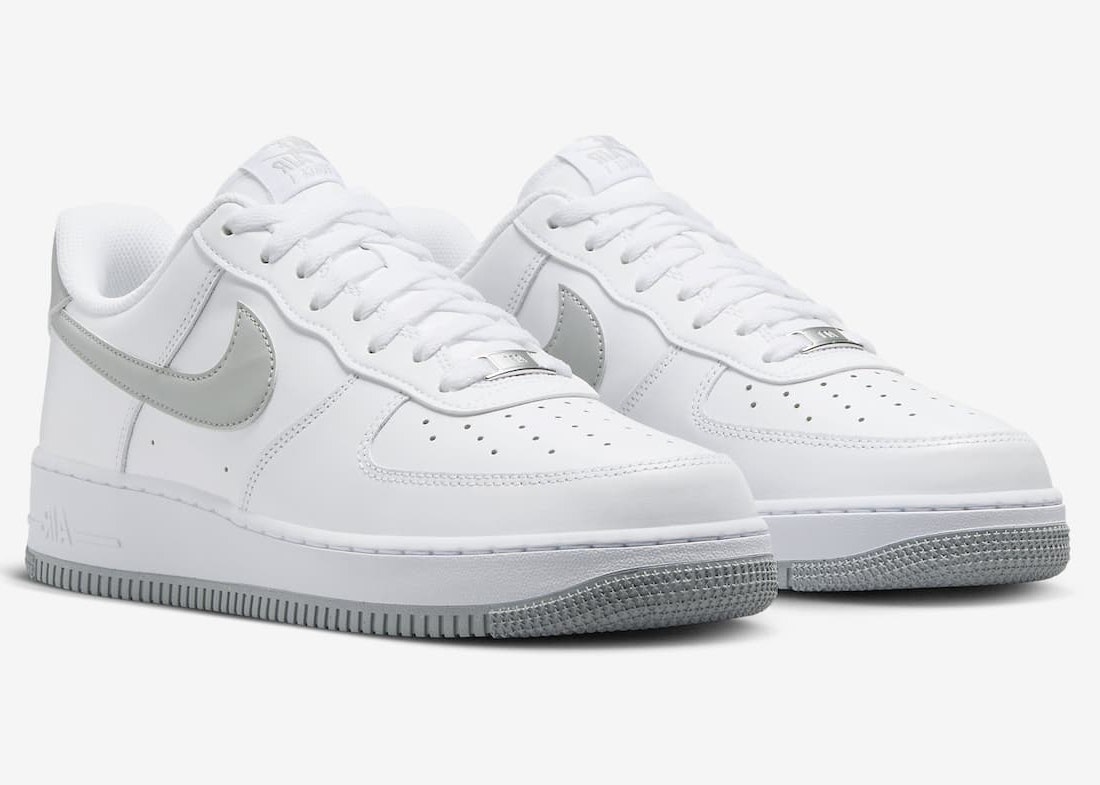 Nike Air Force 1 Low "Light Smoke Grey"