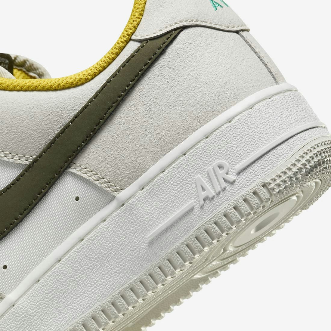 Nike Air Force 1 Low Premium "Light Bone"