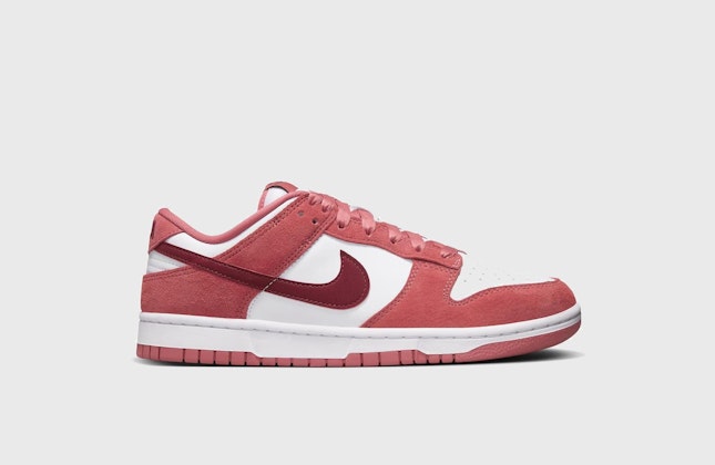 Nike Dunk Low "Valentine’s Day"