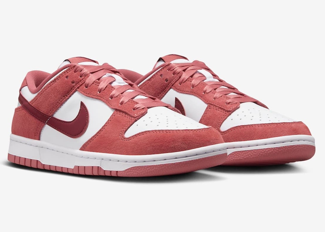 Nike Dunk Low "Valentine’s Day"