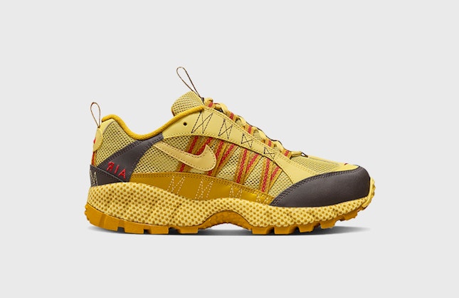 Nike Air Humara "Buff Gold"