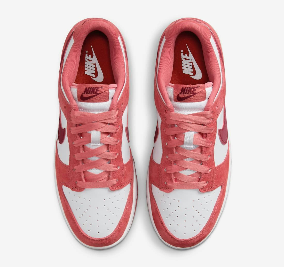 Nike Dunk Low "Valentines Day 2024"