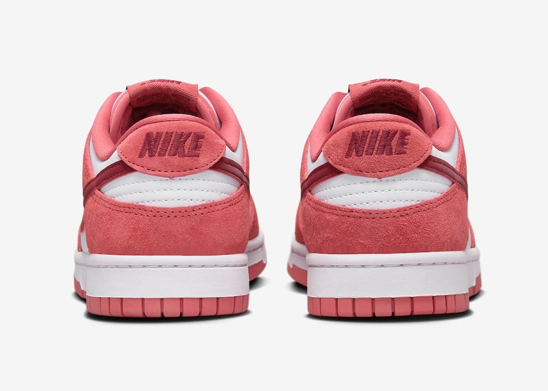 Nike Dunk Low "Valentines Day 2024"