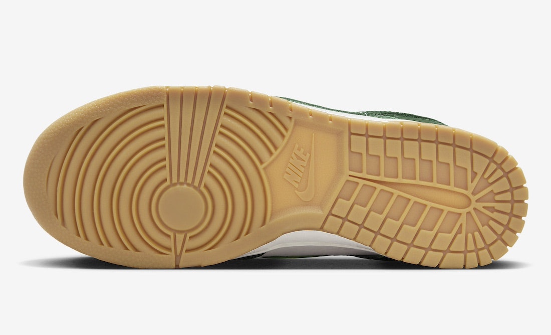 Nike Dunk Low LX "Green Ostrich"