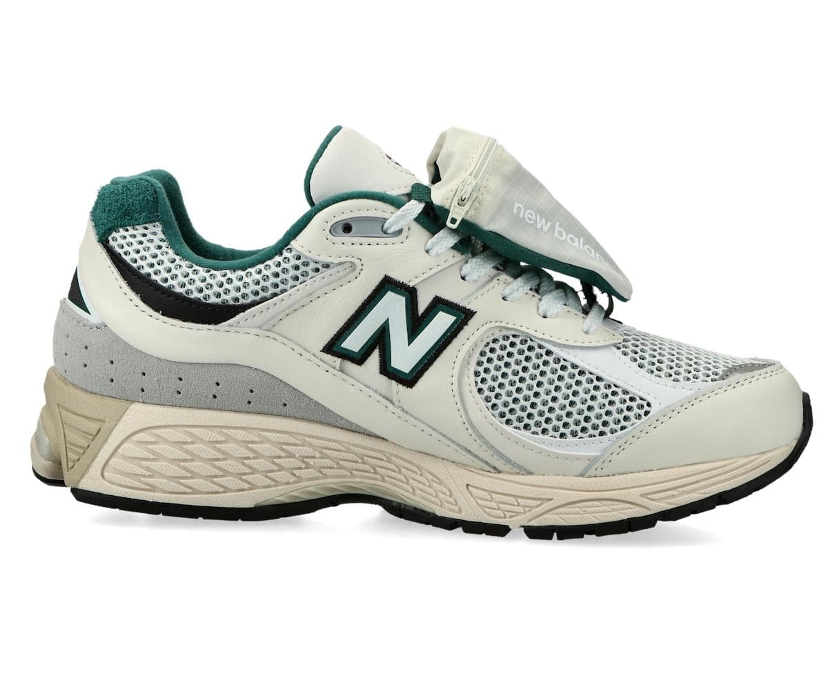 New Balance 2002R "Nightwatch Green"