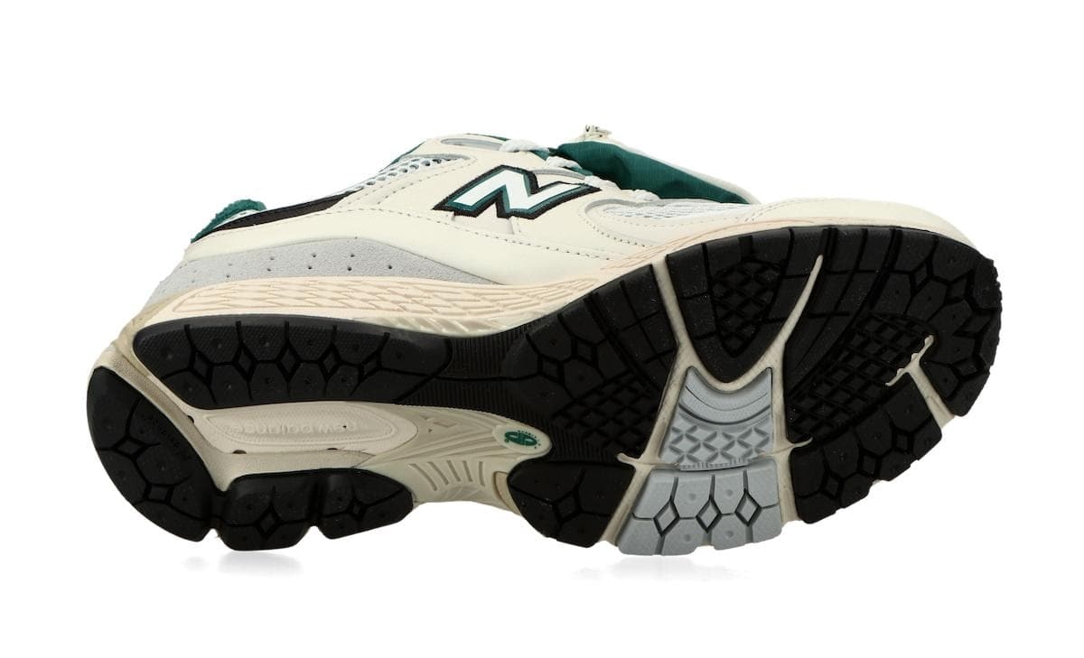 New Balance 2002R "Nightwatch Green"