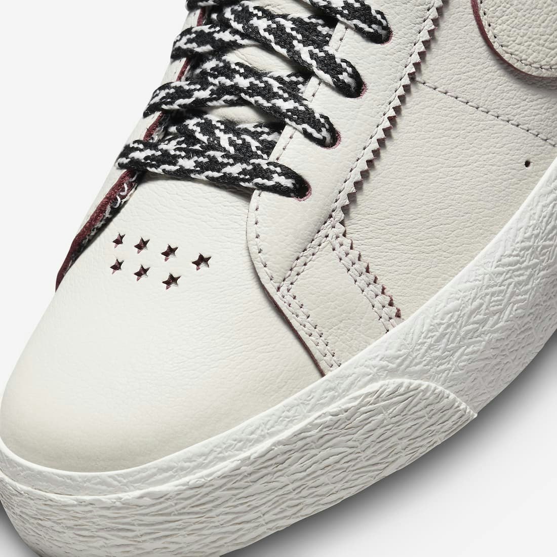 Welcome Skateboarding x Nike SB Blazer Mid "Sail"