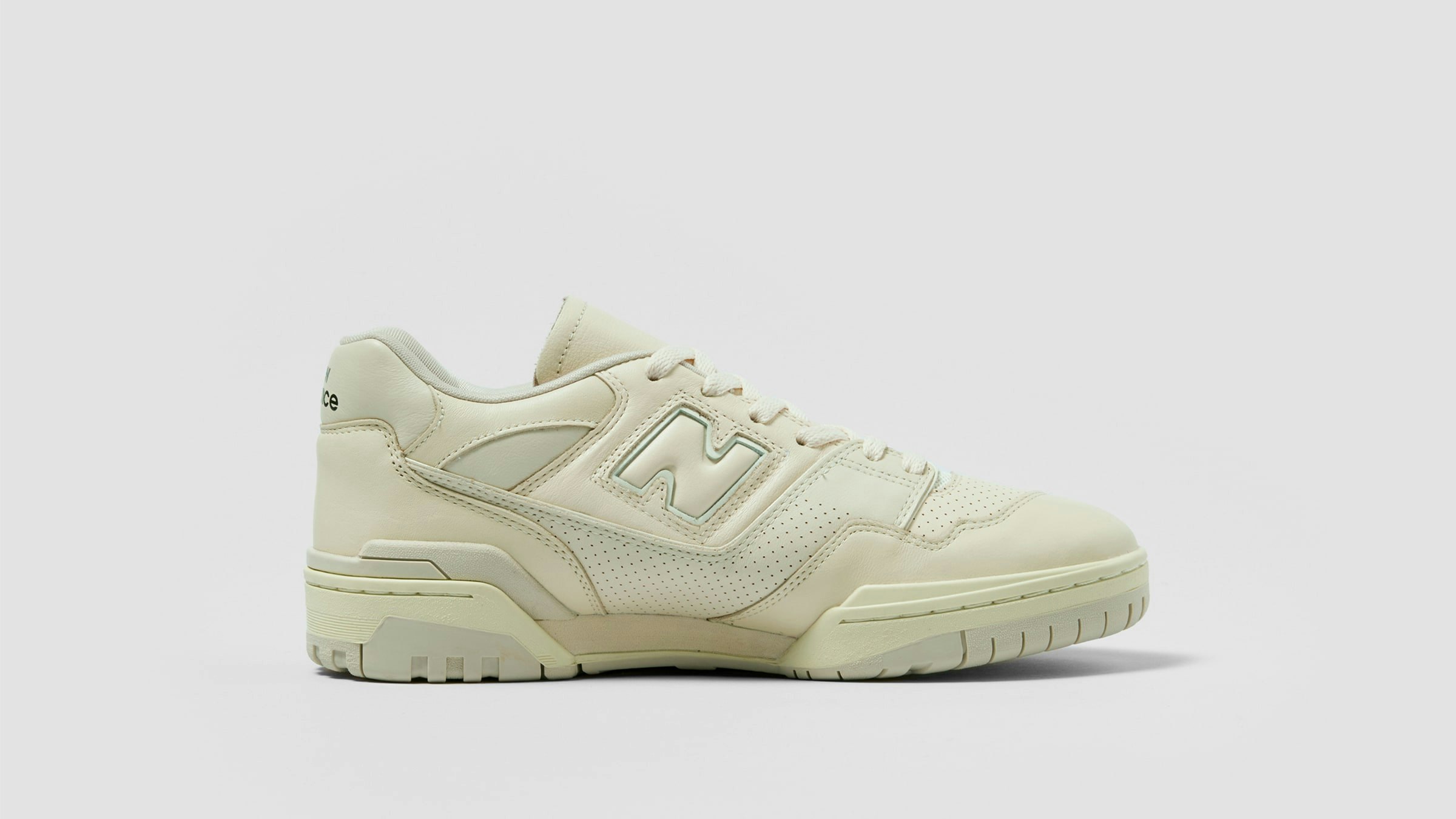 AURALEE x New Balance 550 