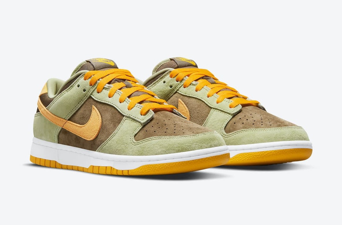 Nike Dunk Low "Dusty Olive"