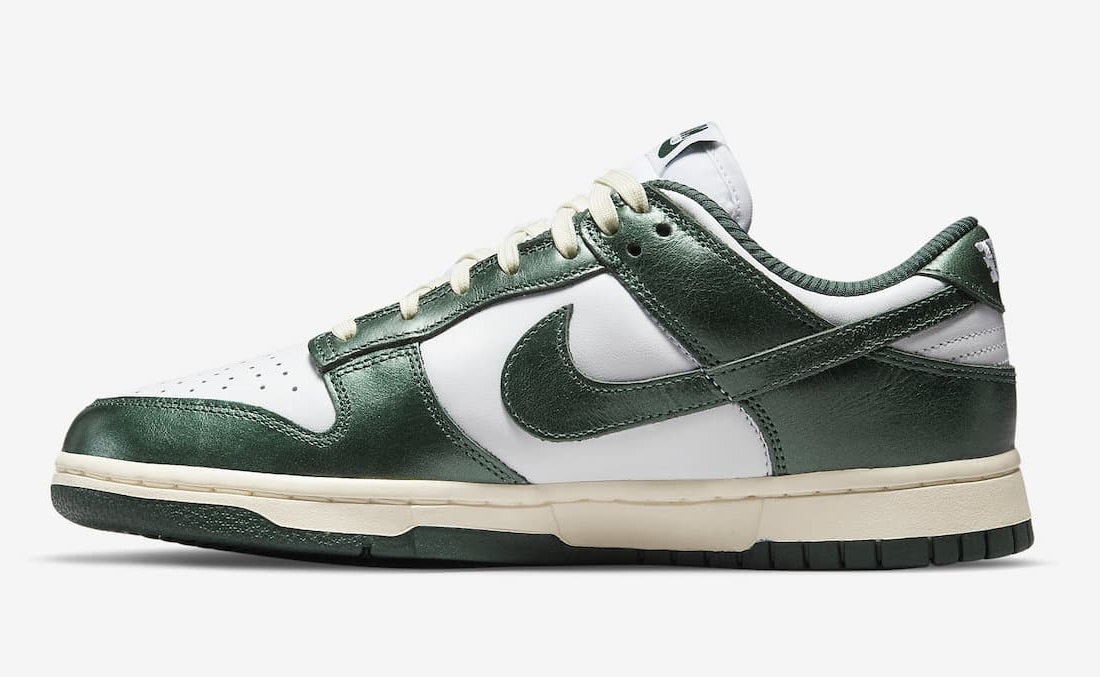 Nike Dunk Low "Vintage Green"