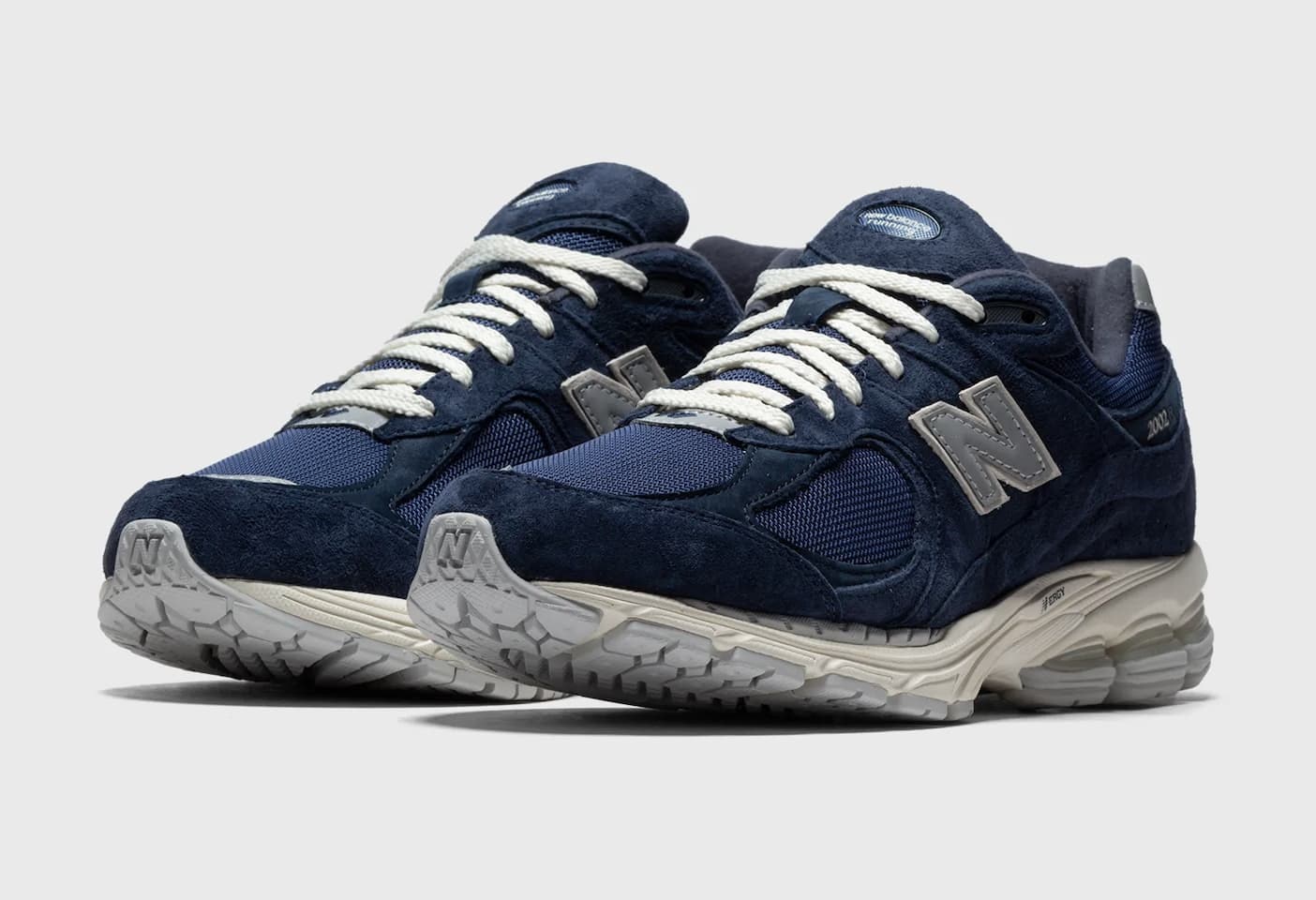 New Balance 2002R "Navy"