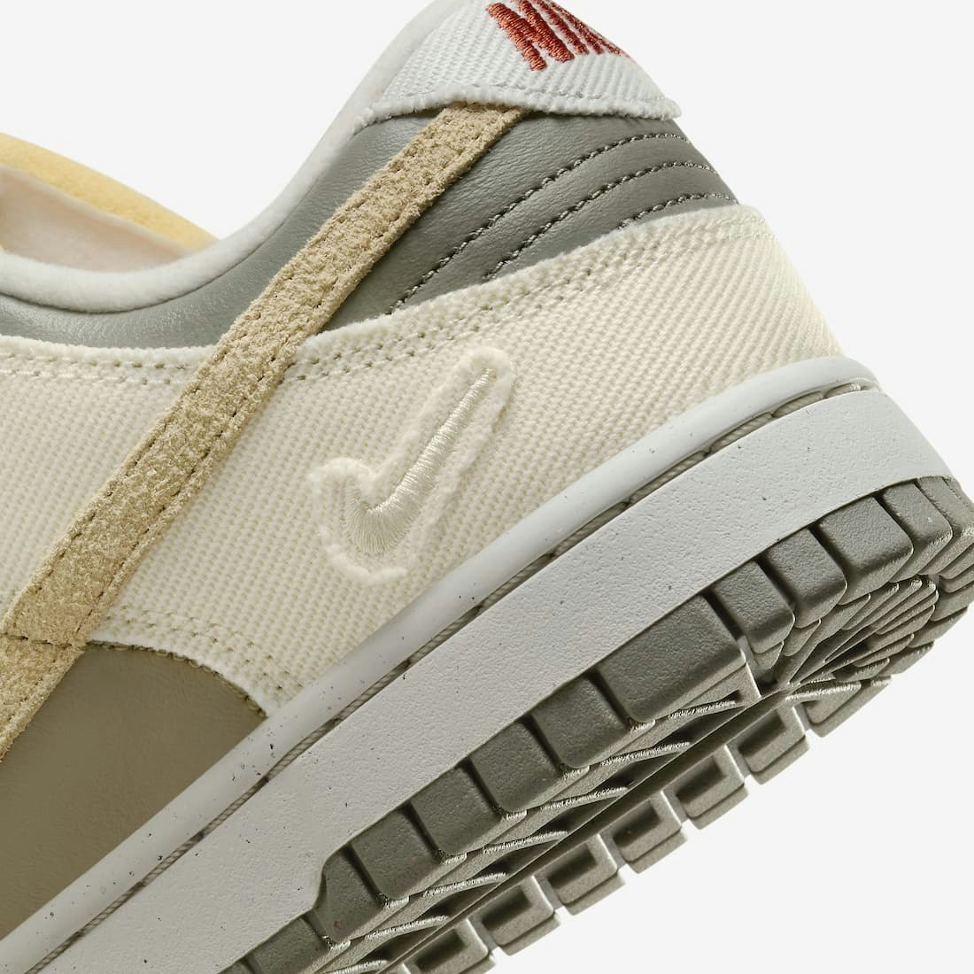 Nike Dunk Low "Sesame Alabaster"