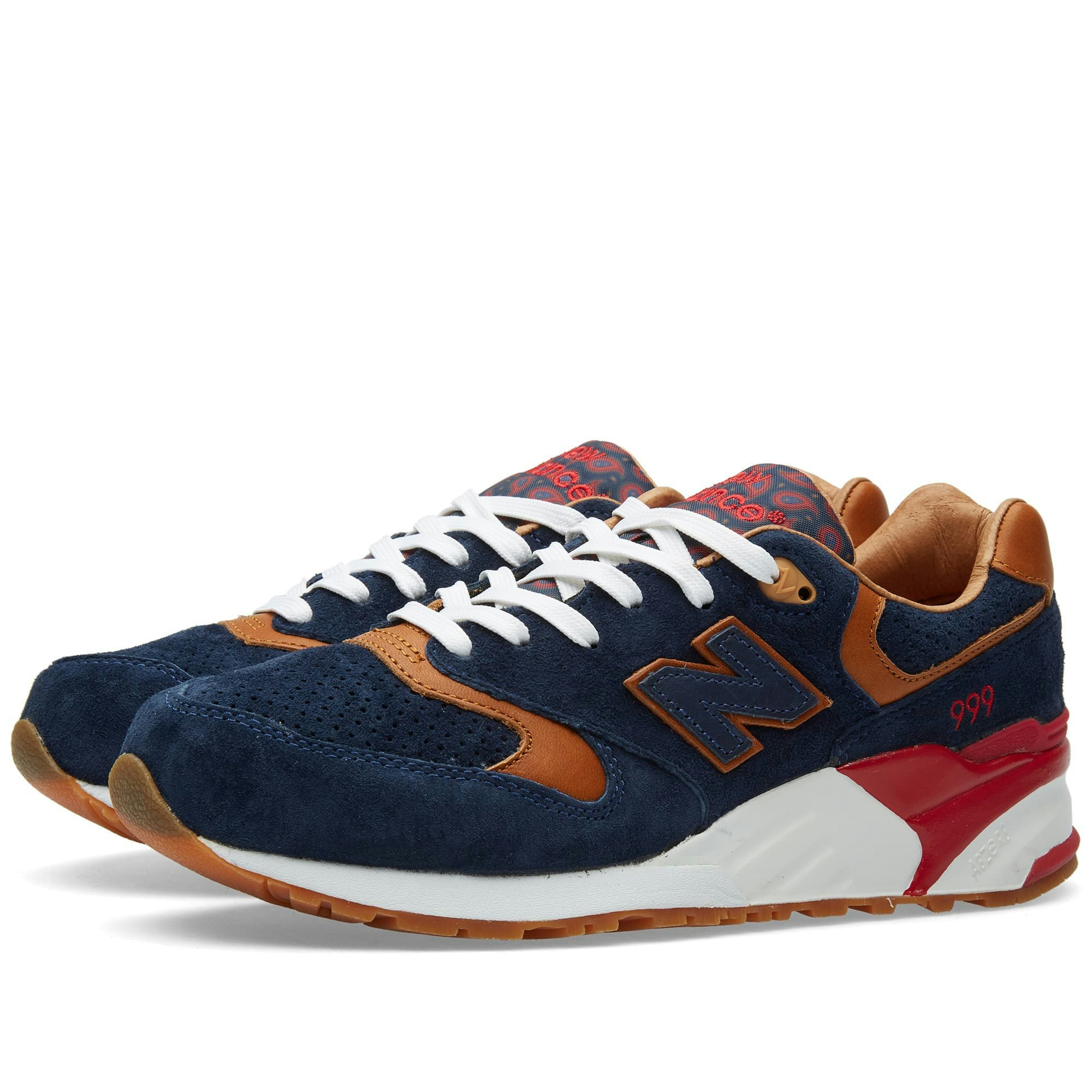 Sneaker Politics x New Balance 999 "Navy Case"