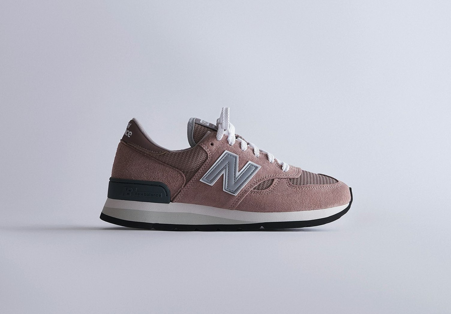 Ronnie Fieg x New Balance 990v1 "Dusty Rose"