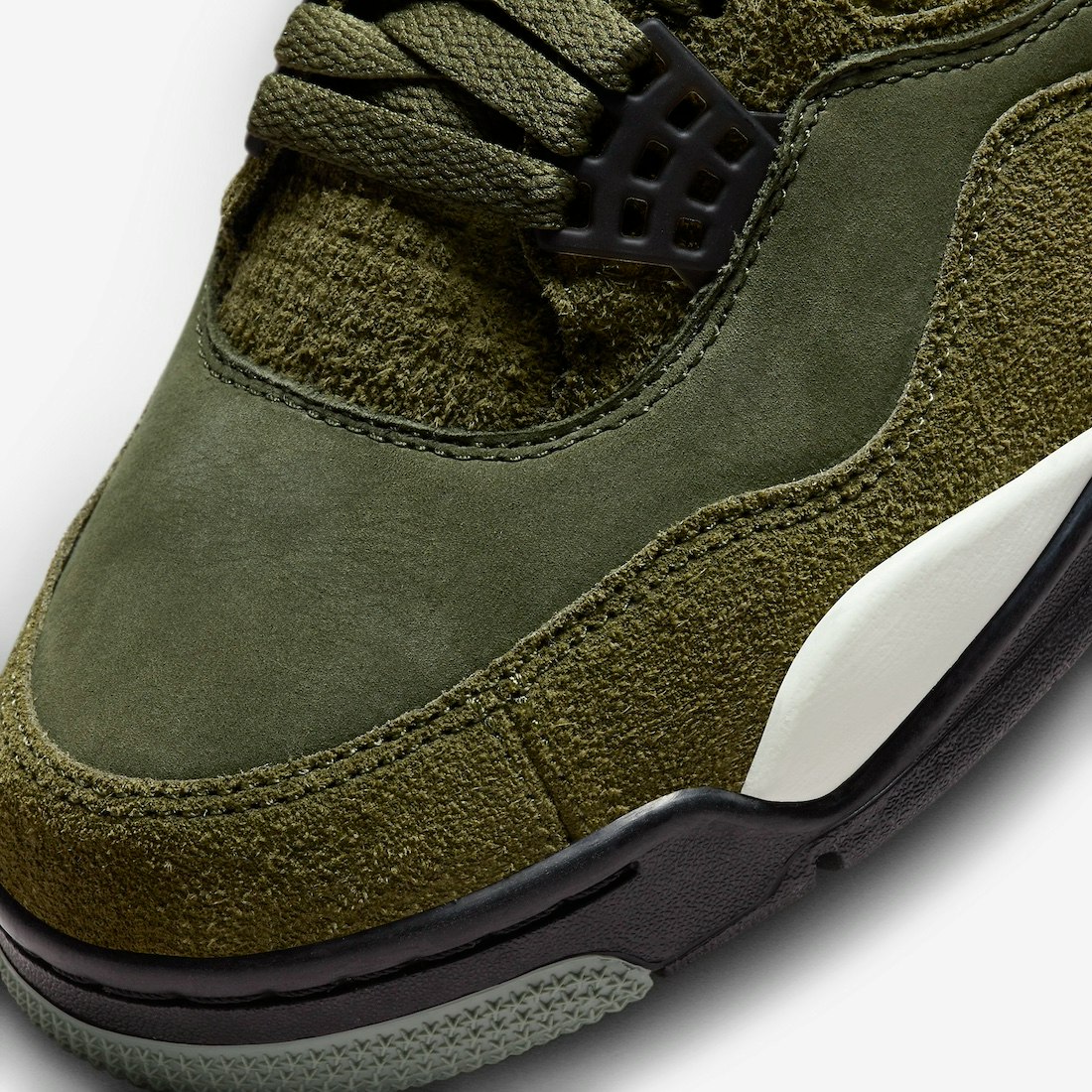 Air Jordan 4 SE Craft "Medium Olive"