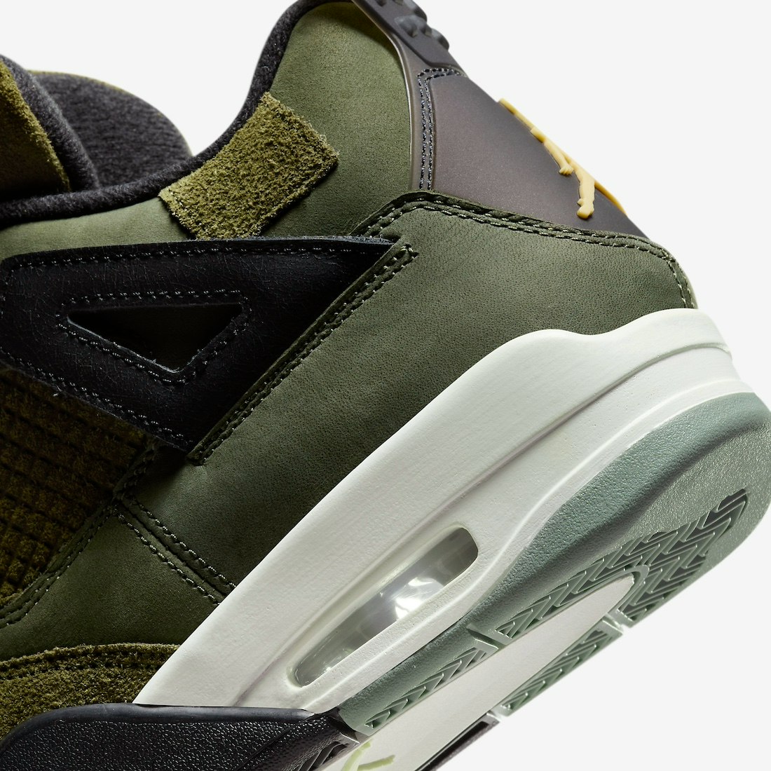 Air Jordan 4 SE Craft "Medium Olive"